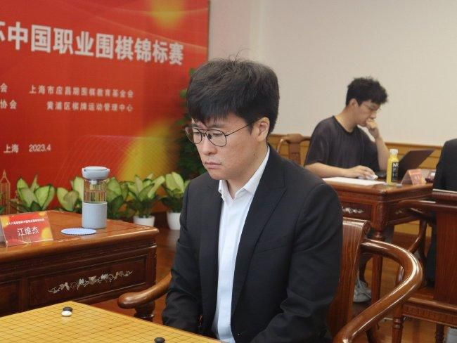 亚洲一区二区三
